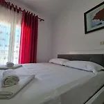 Summer Time Hotel