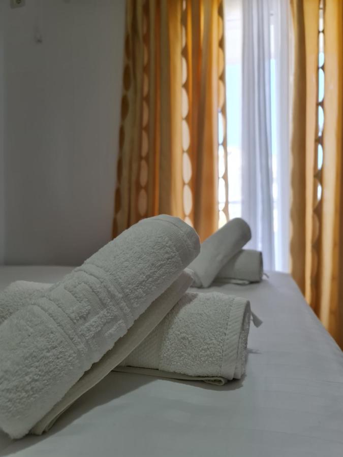 Summer Time Hotel